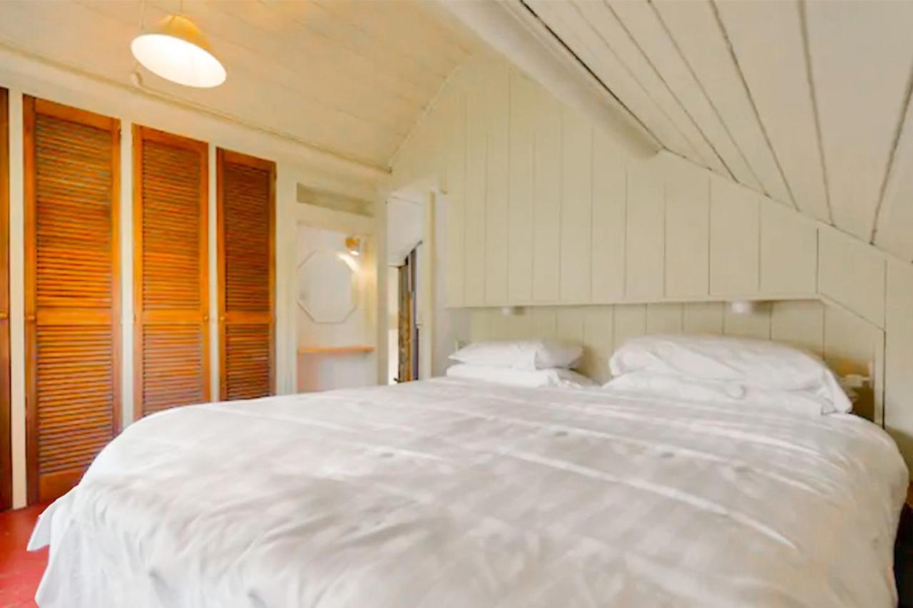 Countryside Bliss: Historic Cottage By The Sea 버그함스테드 외부 사진