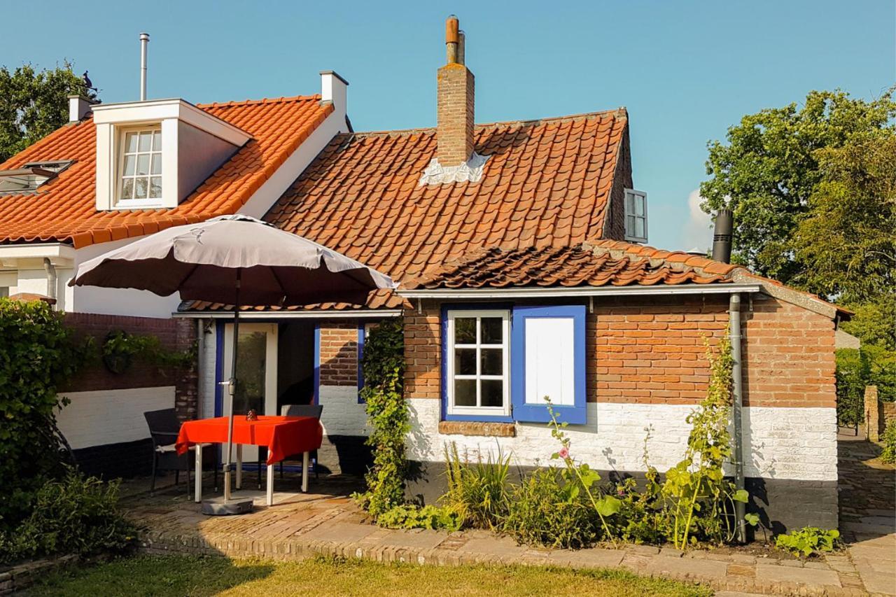Countryside Bliss: Historic Cottage By The Sea 버그함스테드 외부 사진