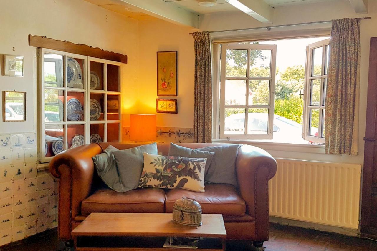Countryside Bliss: Historic Cottage By The Sea 버그함스테드 외부 사진